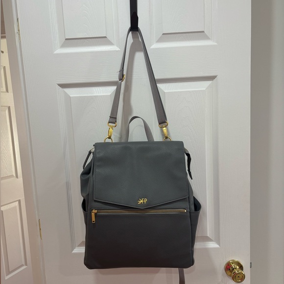 Freshly Picked Leather Diaper bag - Picture 5 of 13